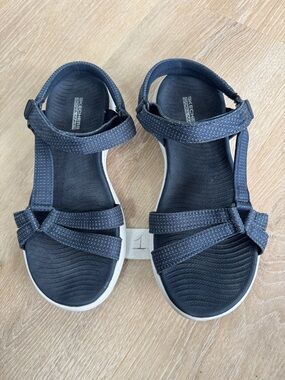 Skechers Navy and White Comfort Strap Sandals
